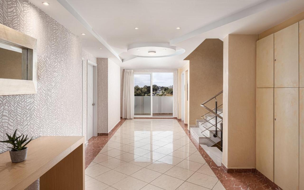 Kreoli Suites Glyfada アテネ エクステリア 写真
